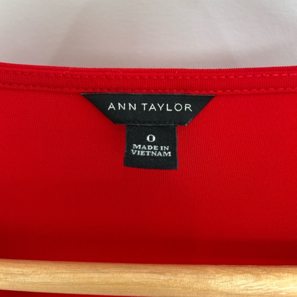 Ann Taylor Vibrant Red 3/4 Sleeve Wrap Dress Women’s Size 0 Valentine’s Day - Picture 2 of 9